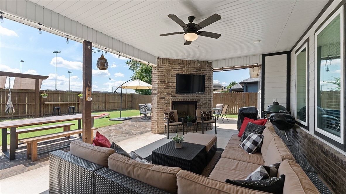 MAPLE ESTATES PH 1B-CENTERTON - Residential