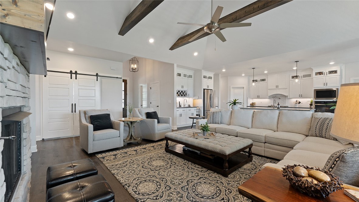 MAPLE ESTATES PH 1B-CENTERTON - Residential