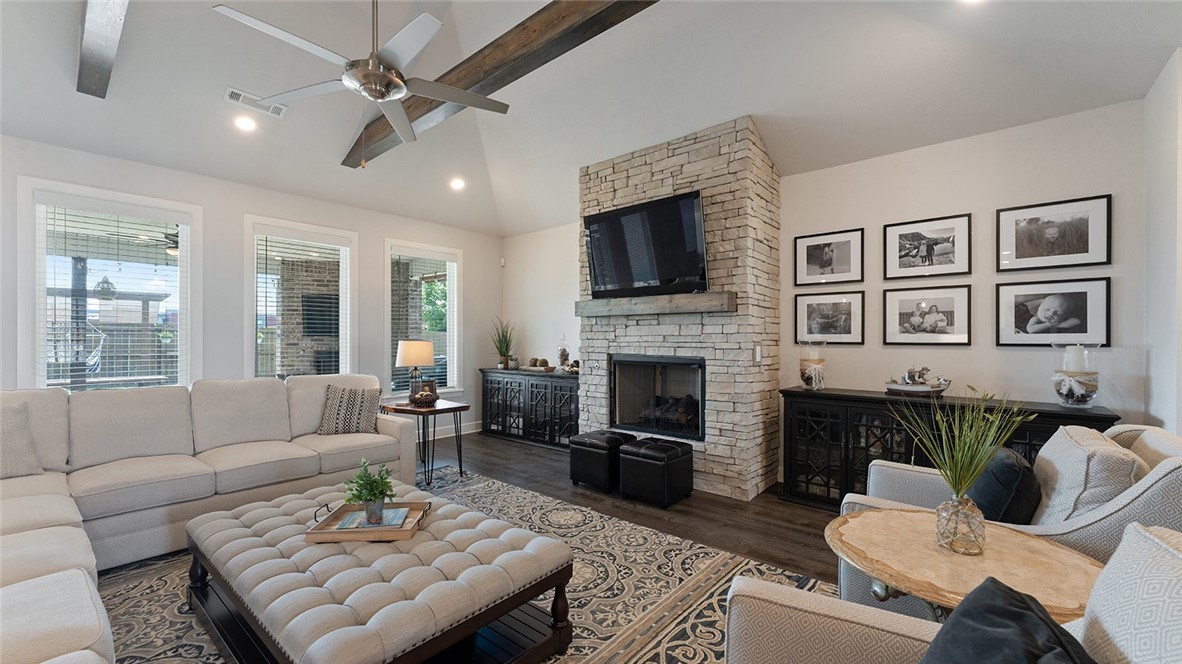 MAPLE ESTATES PH 1B-CENTERTON - Residential