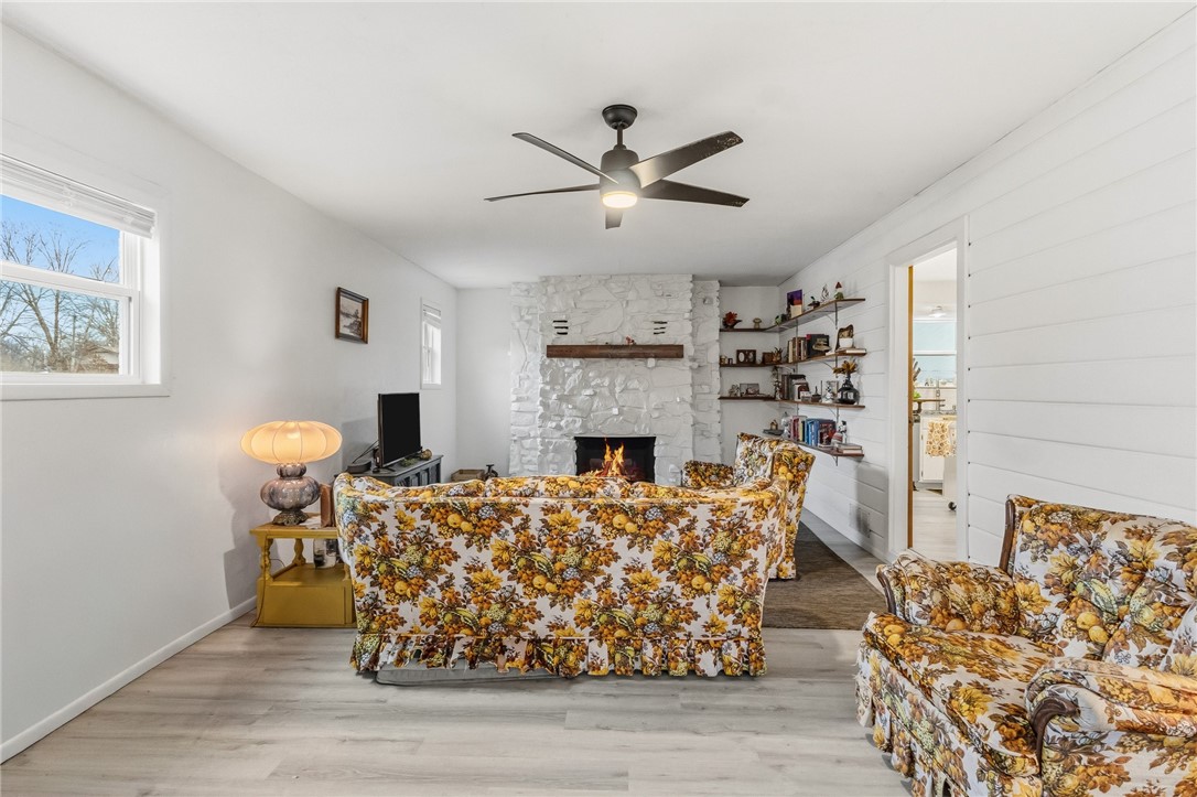 Hillcrest Add Pea Ridge - Residential