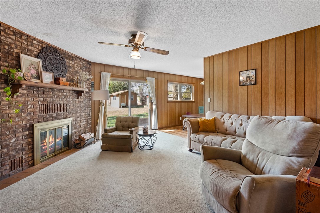 Rolling Hills Sub Siloam Spgs - Residential