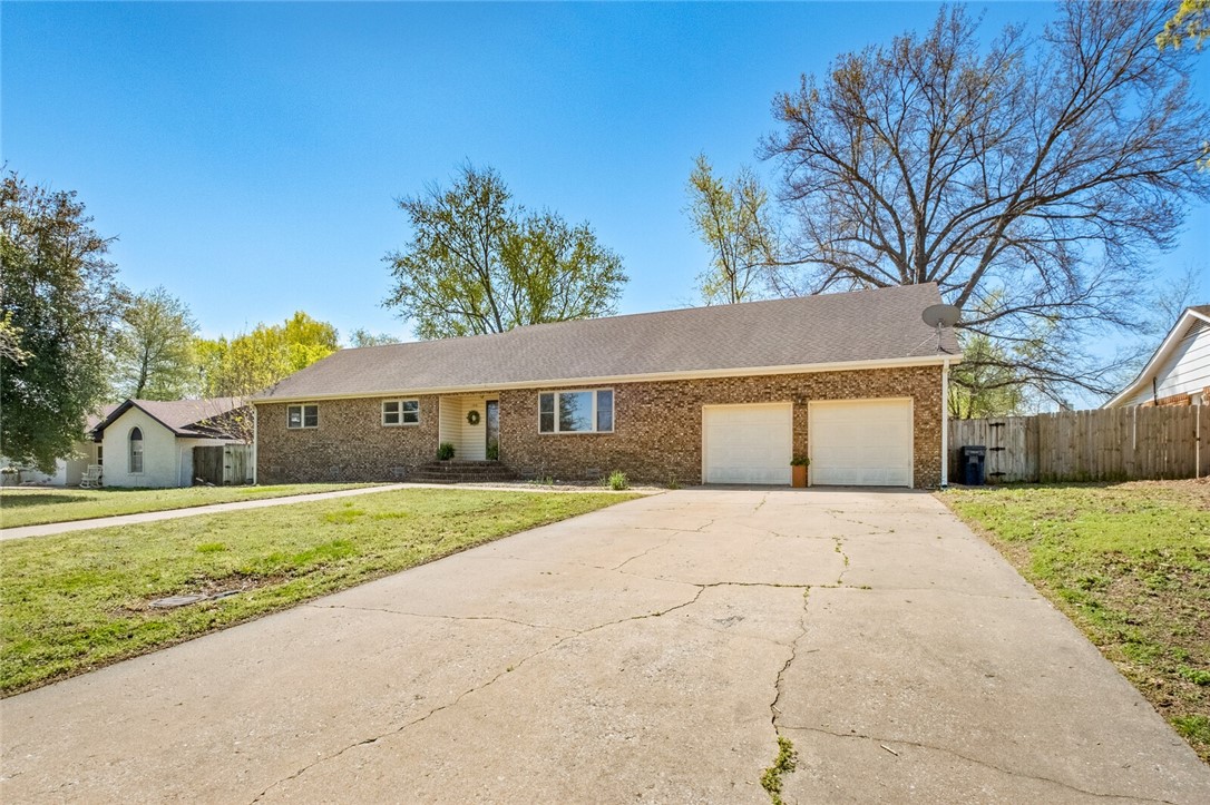 Rolling Hills Sub Siloam Spgs - Residential