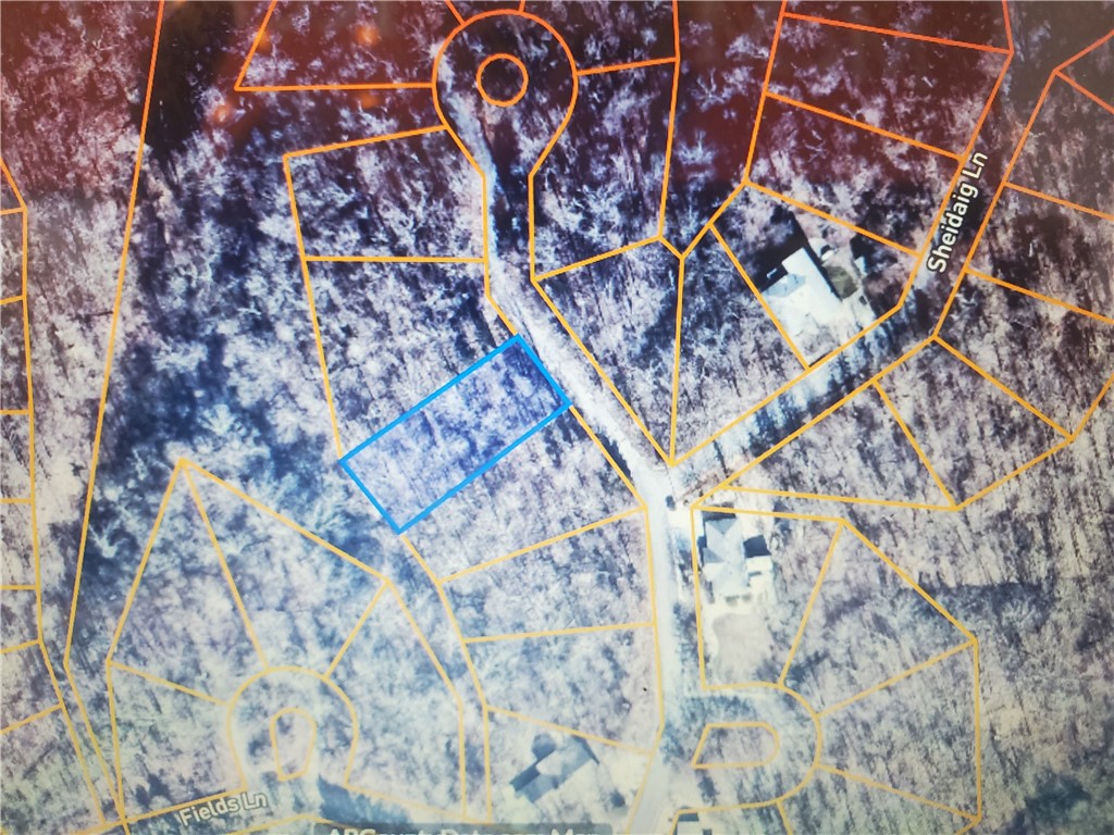Lot located in Bella Vista