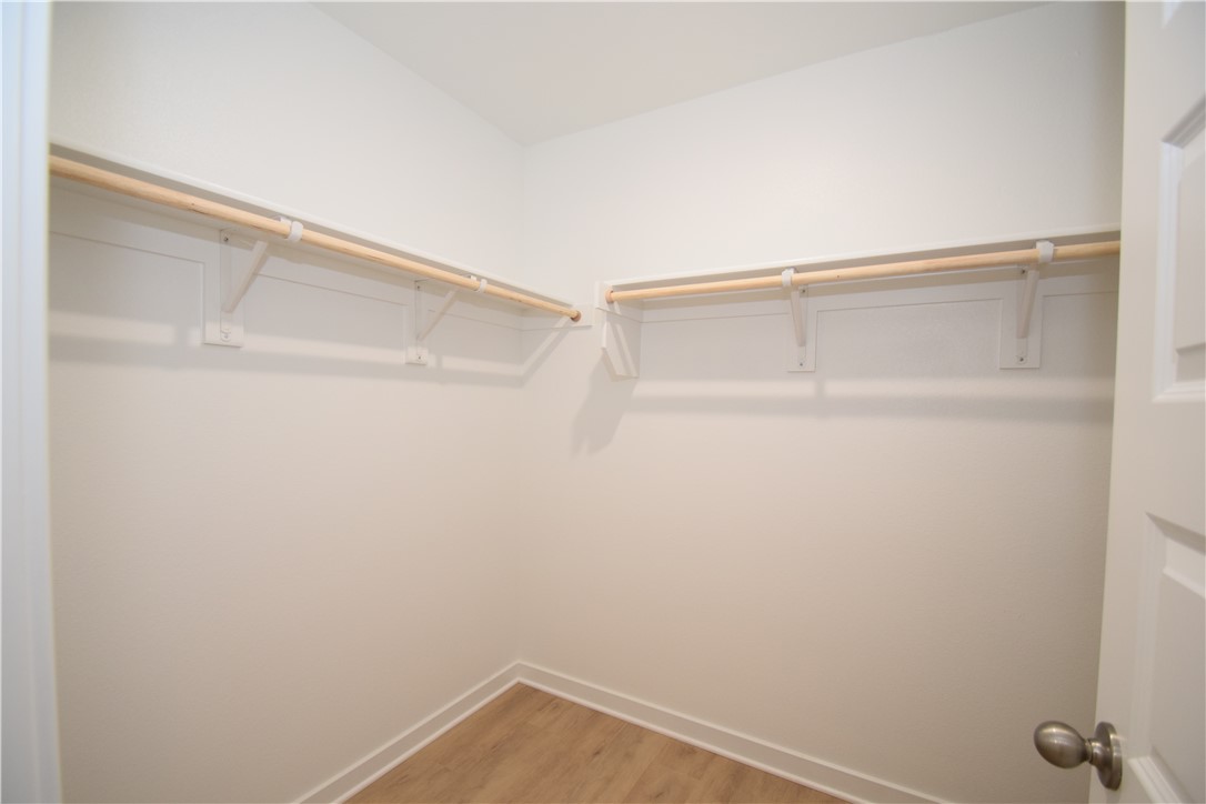 Wagon Wheel Crossing - Residential Lease