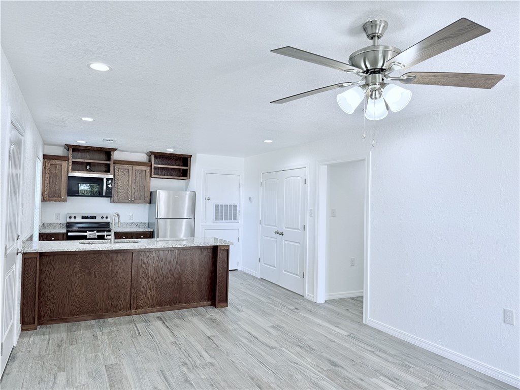 Sulphur Spgs Town - Residential Income