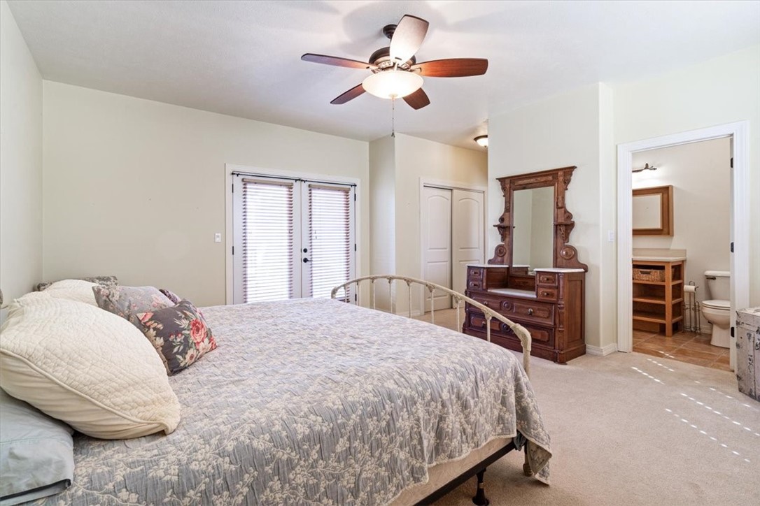 Unit 8 Holiday Island - Residential