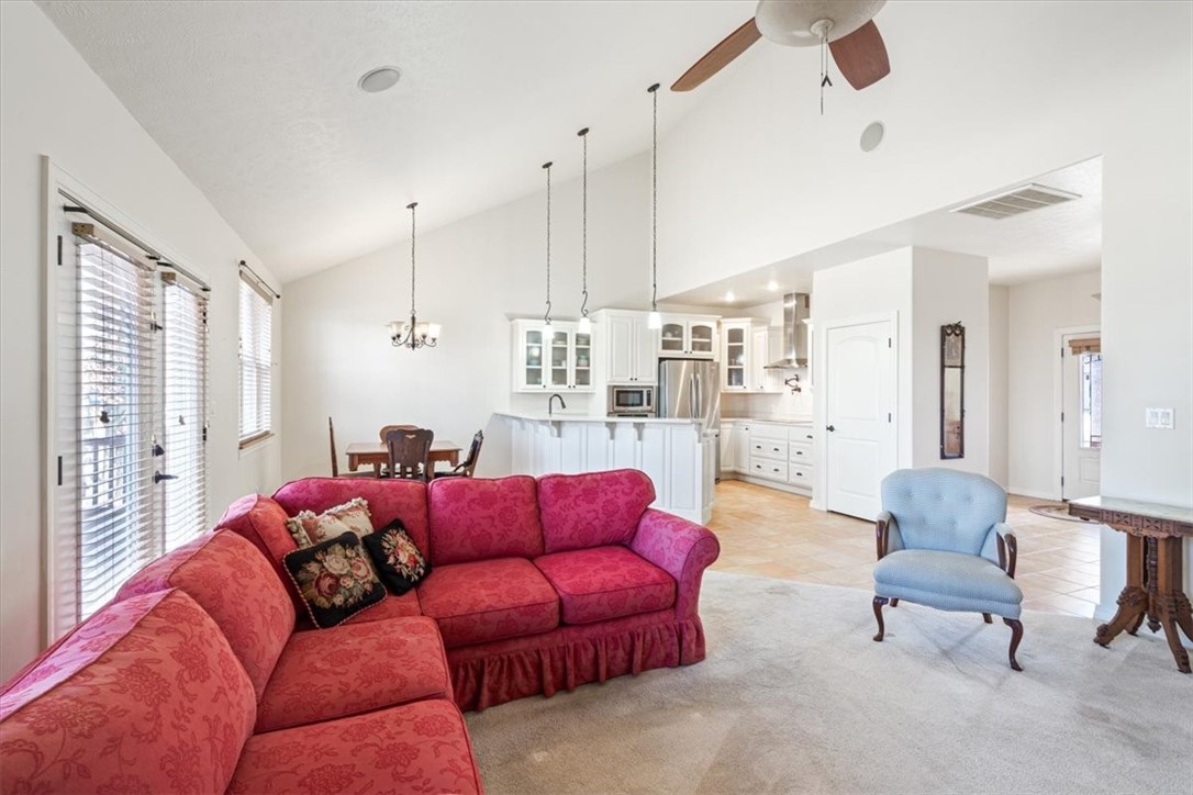 Unit 8 Holiday Island - Residential