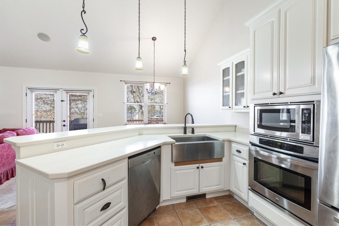 Unit 8 Holiday Island - Residential