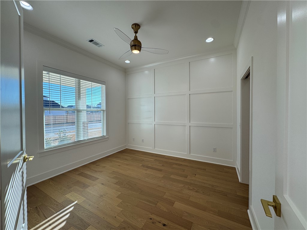 Crescent View - Residential
