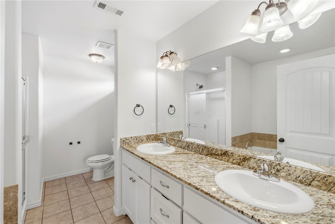 Kerelaw Castle Bentonville - Residential