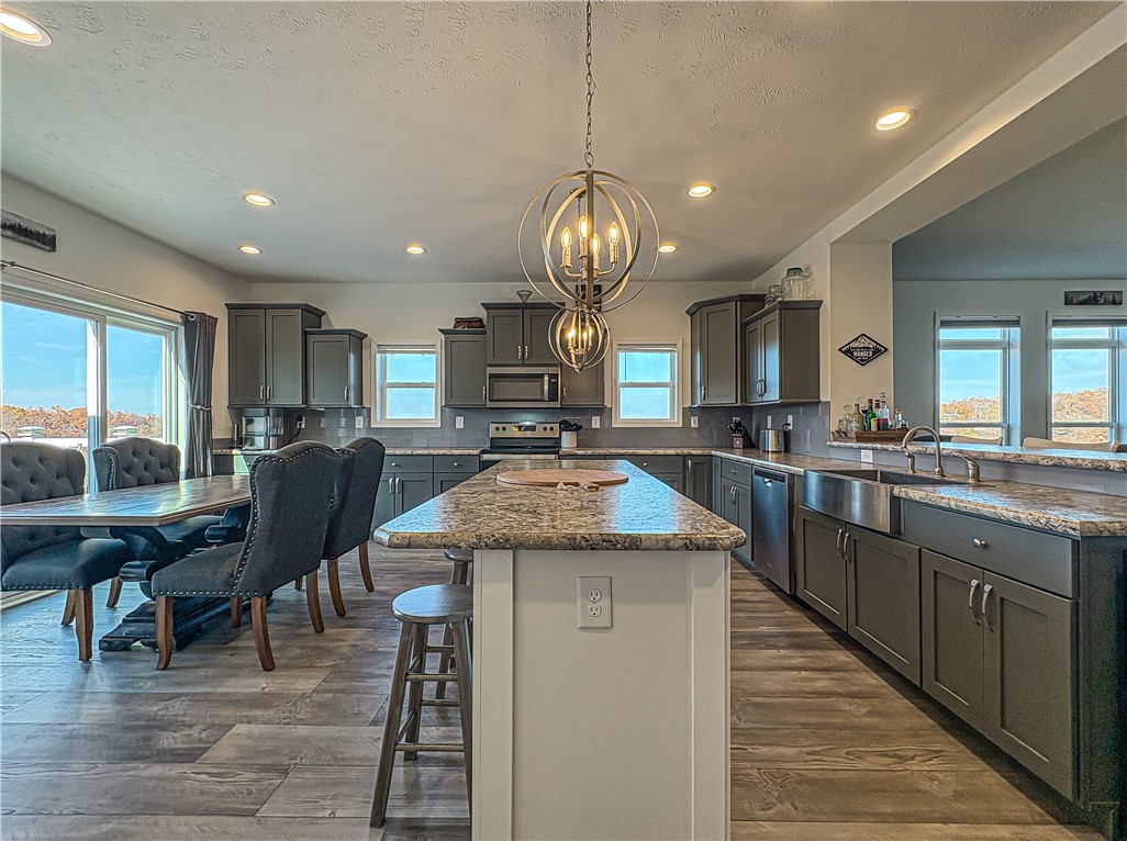 Webb's Landing - Residential