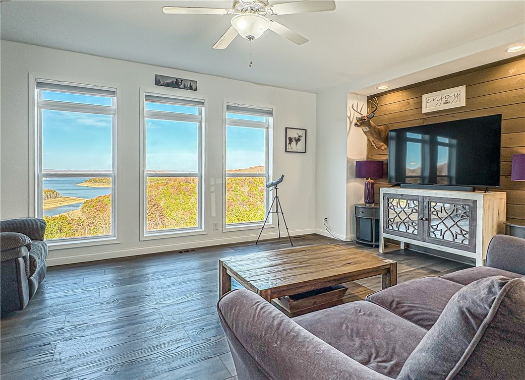 Webb's Landing - Residential