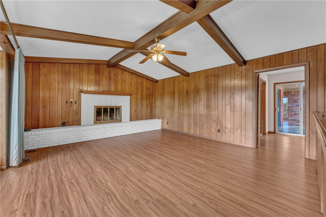 1341 Ridgeway Drive