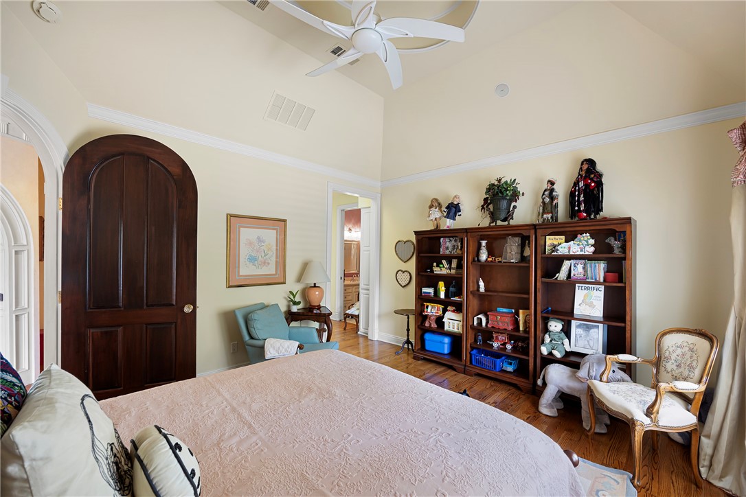 LANDS END PHASE II - Residential