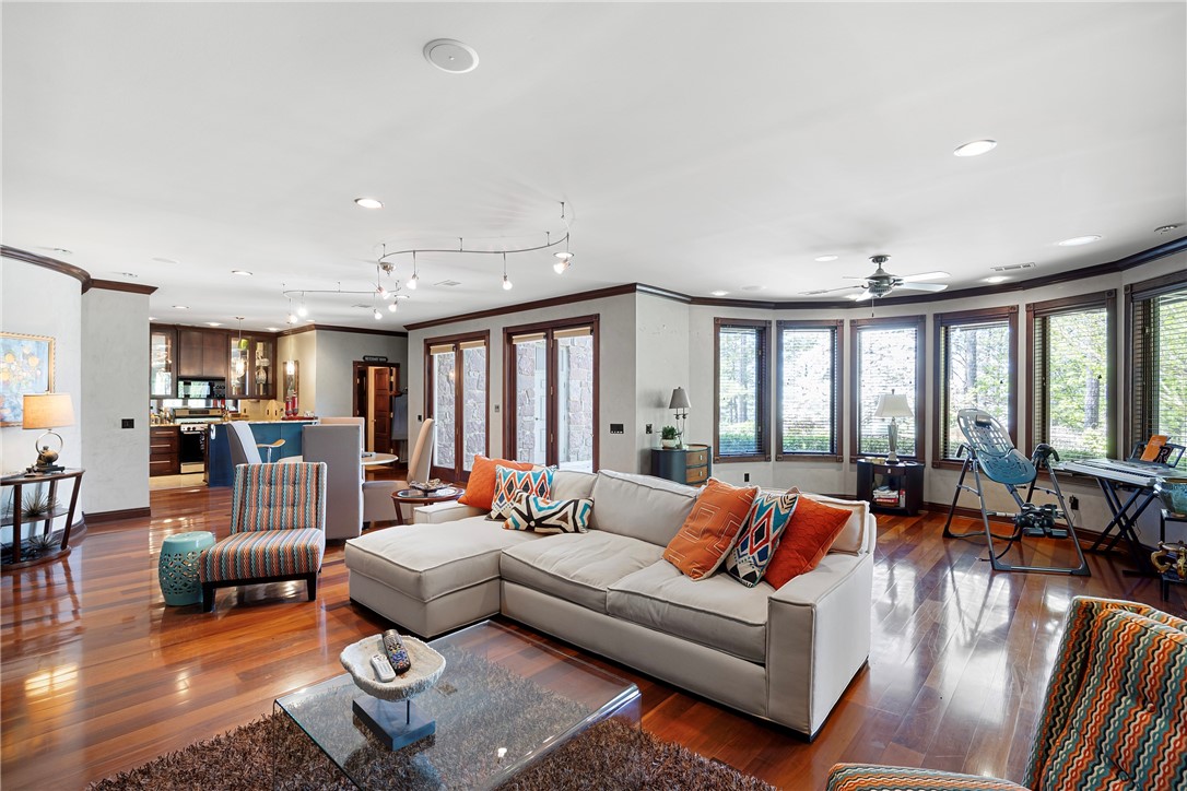 LANDS END PHASE II - Residential