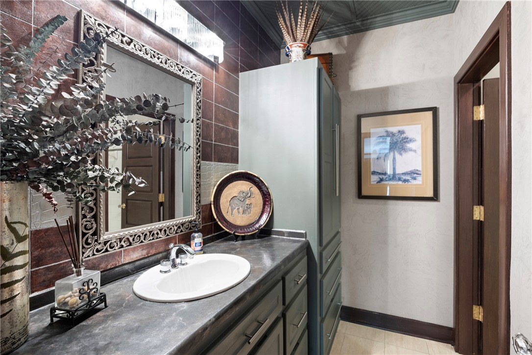 LANDS END PHASE II - Residential