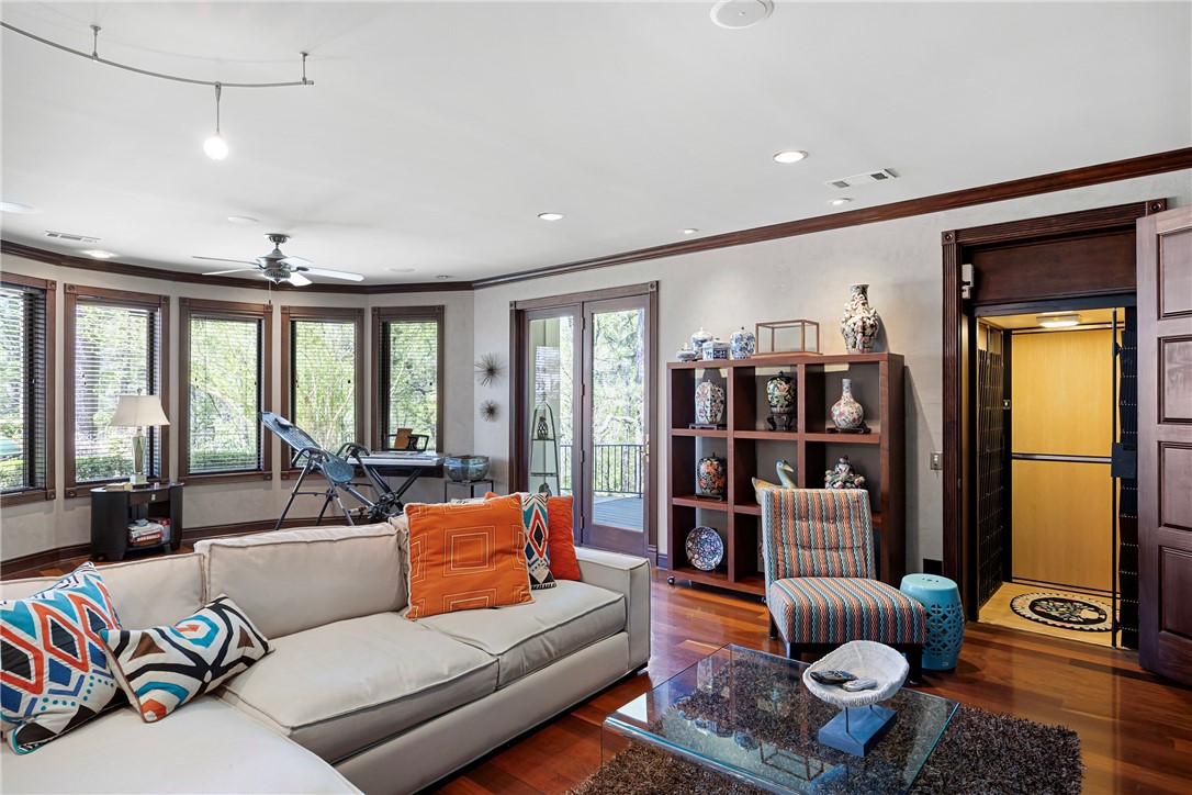 LANDS END PHASE II - Residential