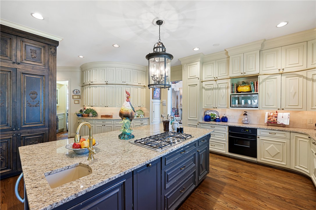 LANDS END PHASE II - Residential