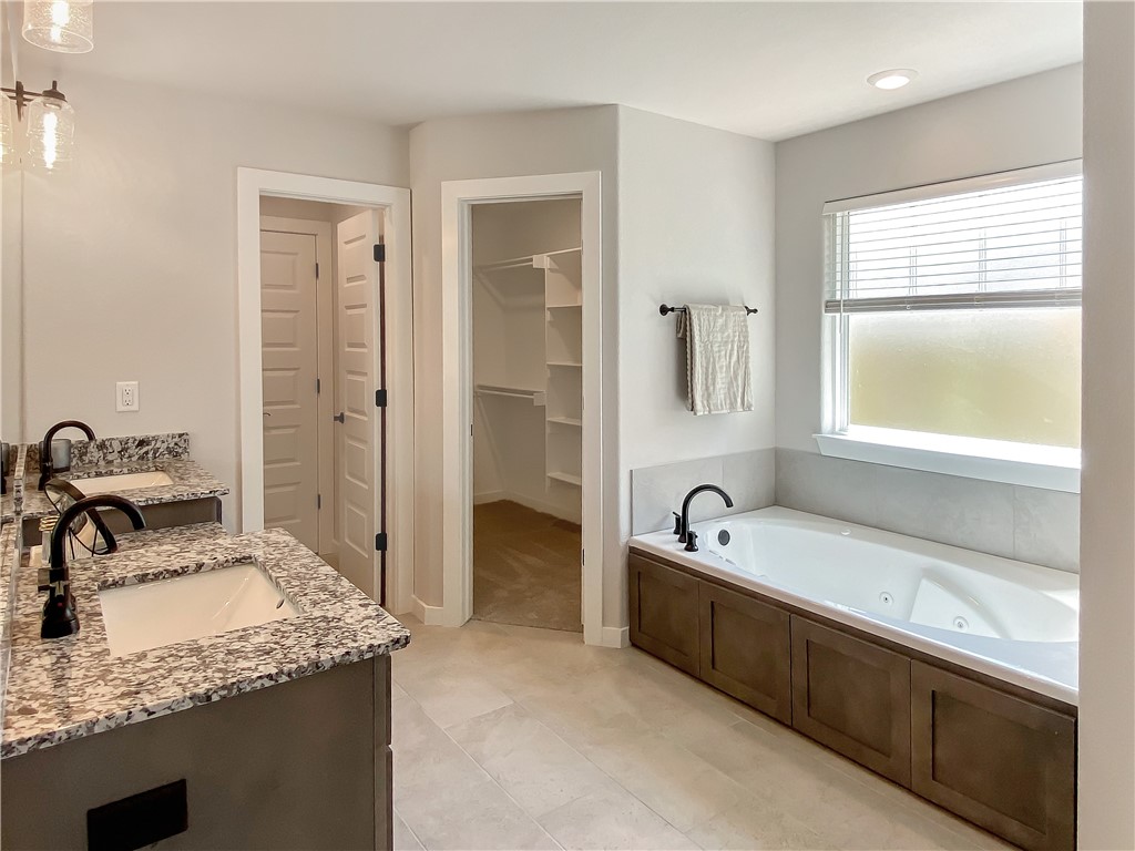 Hunt Farms, Phase 2 - Residential