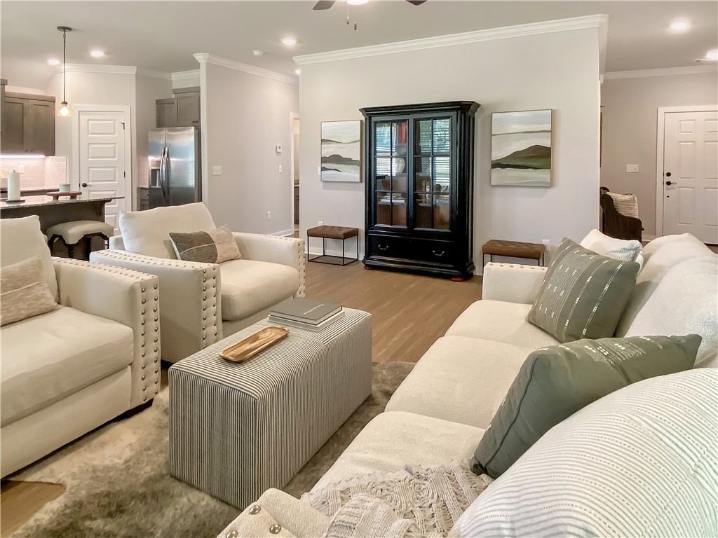 Hunt Farms, Phase 2 - Residential