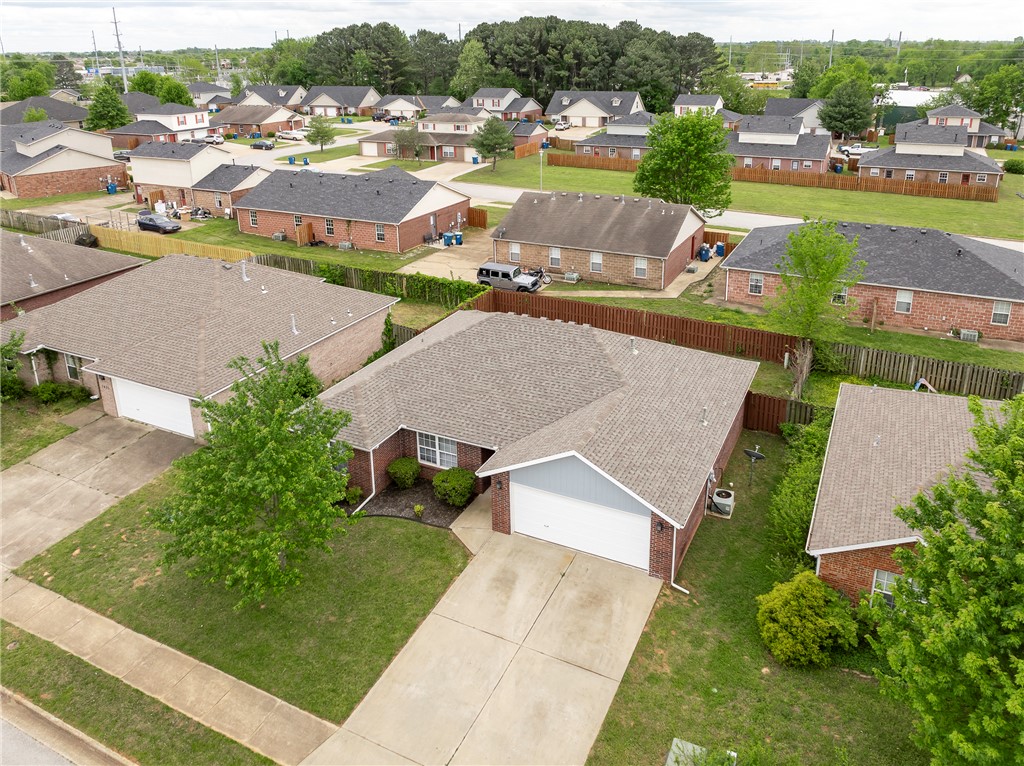 Carriage Square Sub Bentonville - Residential