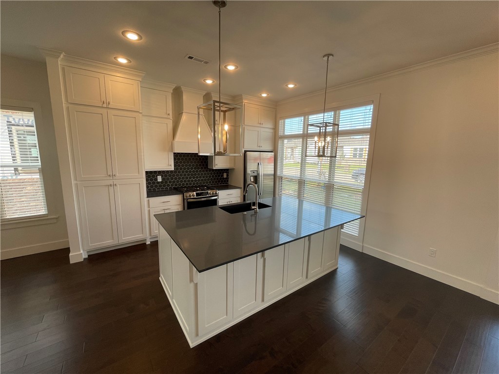 Aurora Sub Ph I Bentonville - Residential Lease