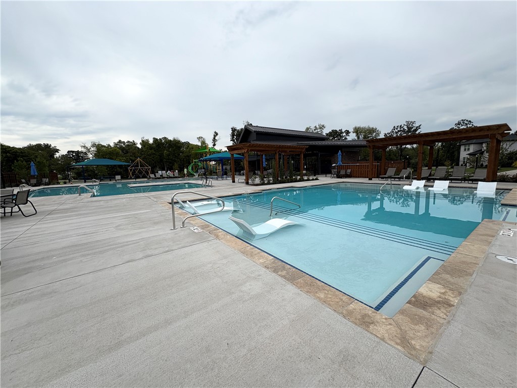Aurora Sub Ph I Bentonville - Residential Lease