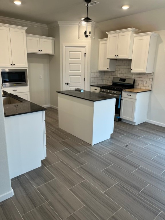 The Villages of Sloanbrooke, Phase 7 - Residential Lease