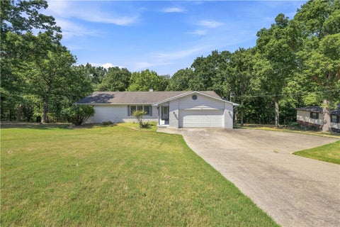 Photo of 14341 Fox Road, Rogers, AR 72756 (MLS # 1360120)