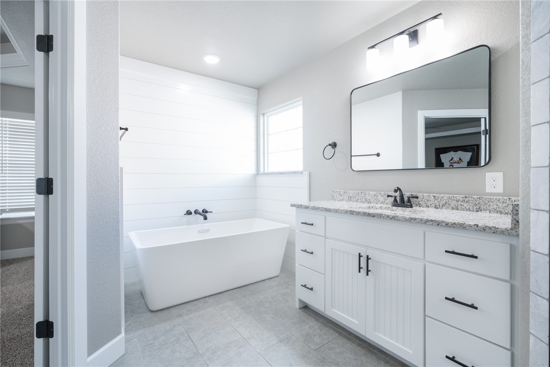 Elkhorn Ridge - Residential