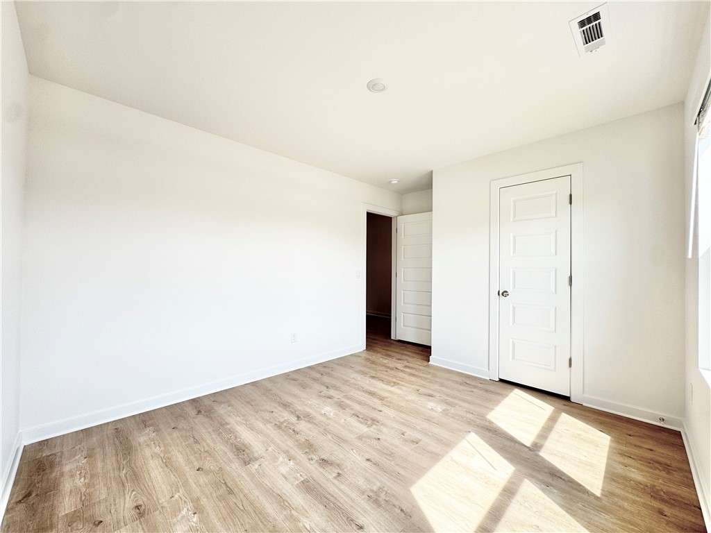 Wagon Wheel Crossing - Residential Lease