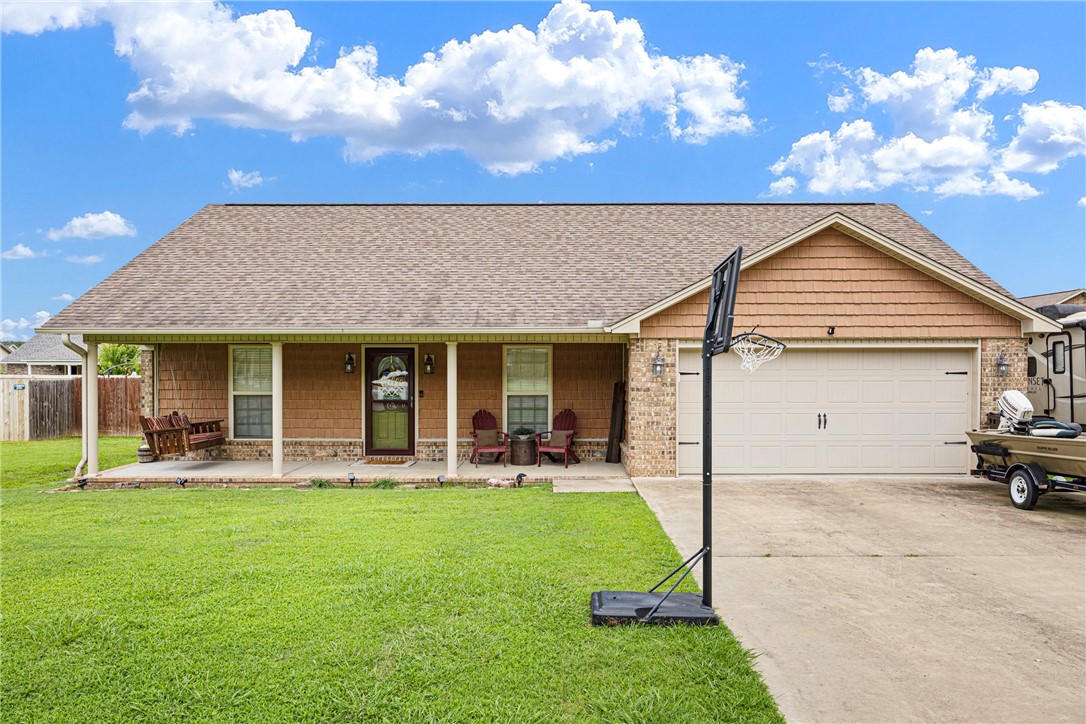 279 Letta Drive, Pottsville, AR ā Move-In Ready Comfort for $235,000
Welcome to your next home in Pottsville, where comfort, style, and location come together. This beautifully maintained, move-in-ready property is located in one of Pottsvilleās most inviting and friendly subdivisions. Designed with an open-concept layout and a desirable split floor plan, it offers the perfect balance of togetherness and privacy. Vaulted ceilings add a sense of space and light, while the modern electric fireplace insert adds warmth and character to the living area.
Step outside to a large, fully fenced-in backyardāperfect for pets, playtime, or quiet evenings under the stars. Itās a great space to relax, entertain, or enjoy some fresh air.
Just minutes from Interstate 40 and within the highly sought-after Pottsville School District, this home offers both convenience and excellent educational options.
Offered at $235,000, this home is a smart choice in a great location. Schedule your private showing today!