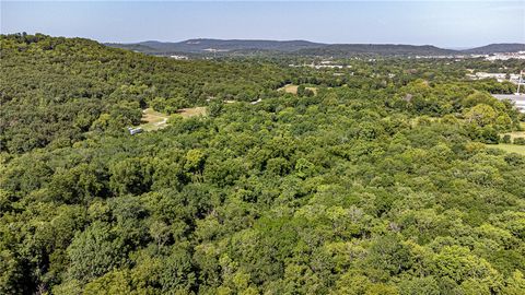 Unimproved Land in Fayetteville AR 45 19th Street 5.jpg