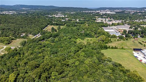 Unimproved Land in Fayetteville AR 45 19th Street 6.jpg