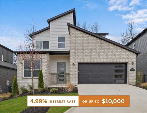 Photo of 3200 N Sumac Drive, Fayetteville, AR 72703 (MLS # 1316960)