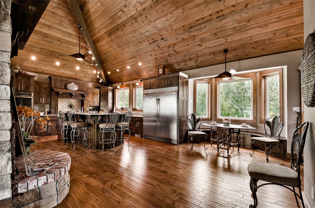 Unit 116 Holiday Island - Residential