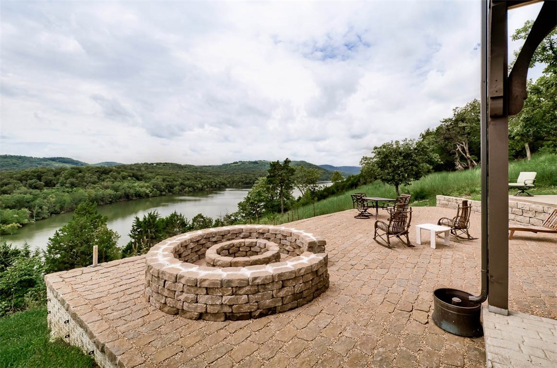 Unit 116 Holiday Island - Residential