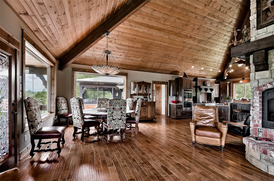 Unit 116 Holiday Island - Residential