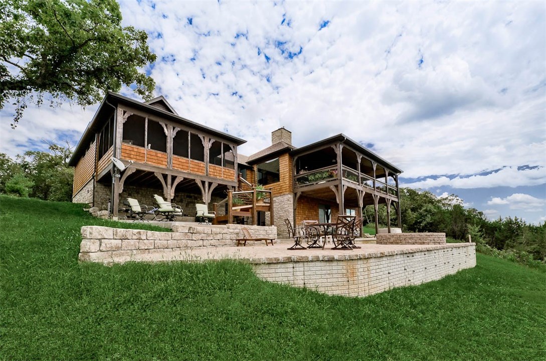 Unit 116 Holiday Island - Residential