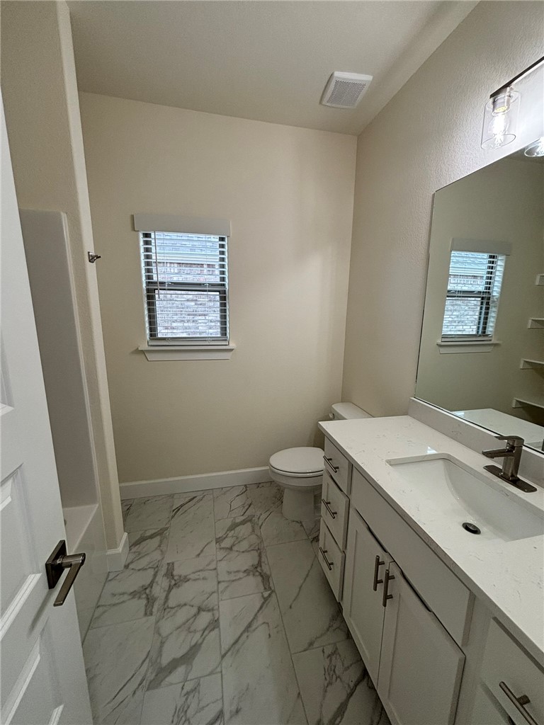 BRIER HILL SUB PH I-BENTONVILLE - Residential Lease