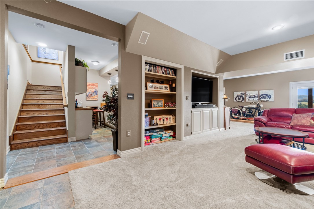 White River Estates - Residential