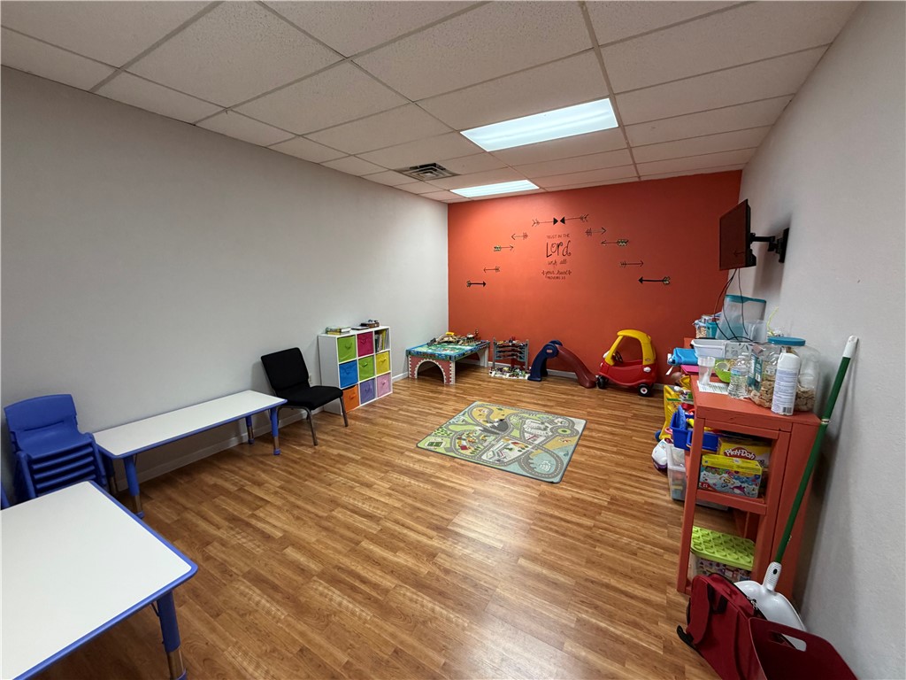 Fayetteville Outlots - Commercial Lease