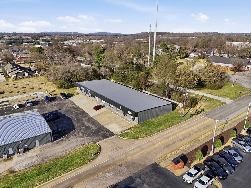 Fayetteville Outlots - Commercial Lease