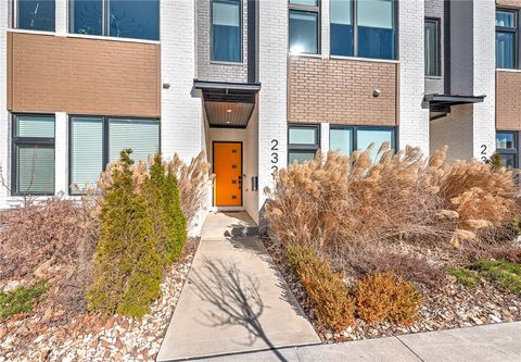 Photo of 233 SE 7th Street, Bentonville, AR 72712 (MLS # 1333735)