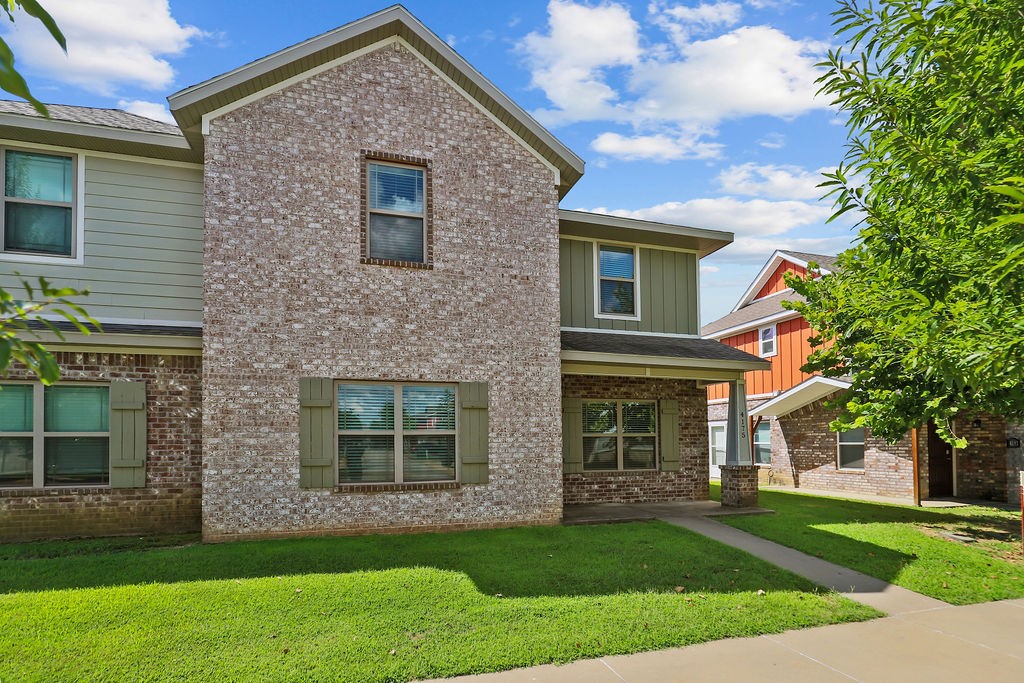 Welcome to 4173 - 4175 Santa Maria, a modern duplex built in 2018, ideal for investors or house hackers seeking a prime location with strong rental potential. This duplex features 2 spacious 4-bedroom units with 4175 having fresh paint and new carpet upstairs, ceramic tile flooring, and granite countertops in the open kitchen, which flows into a bright living area. All appliances, including refrigerator, washer, dryer convey. Each bedroom boasts a walk-in closet and private bathroom, with two featuring walk-in showers and two with tub-shower combos. Enjoy a covered front and back patio, an upstairs balcony, and a two-car garage. A 50-gallon water heater supports the homeās needs, and a convenient half bath is located downstairs. With its prime location and high rental demand, this property is a standout opportunity thatās ready to impress!