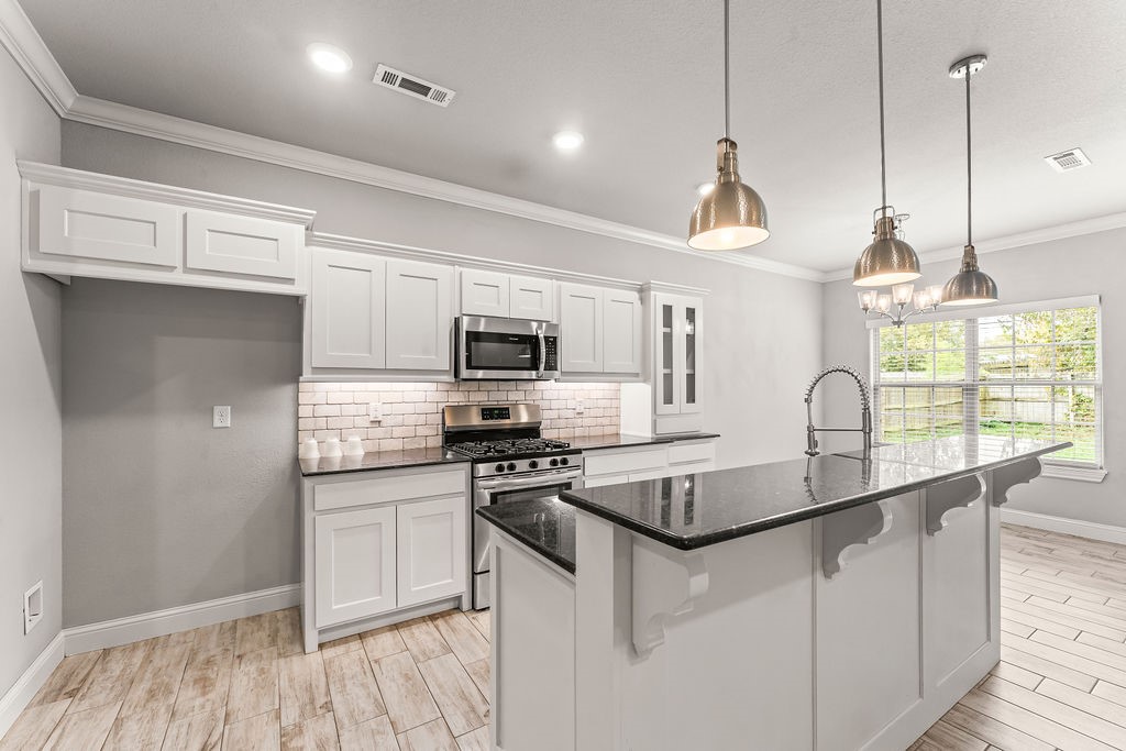 Woodlands, The Ph 1 Siloam Spgs - Residential Lease