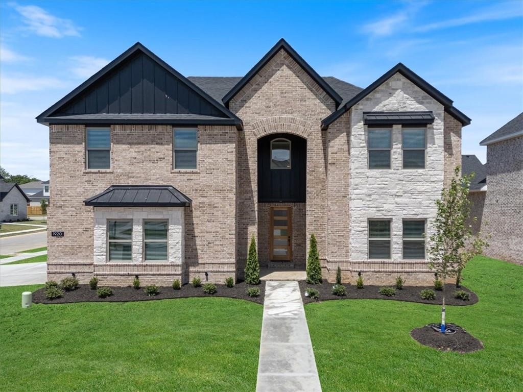 Pending before Print. Photo not of exact home.