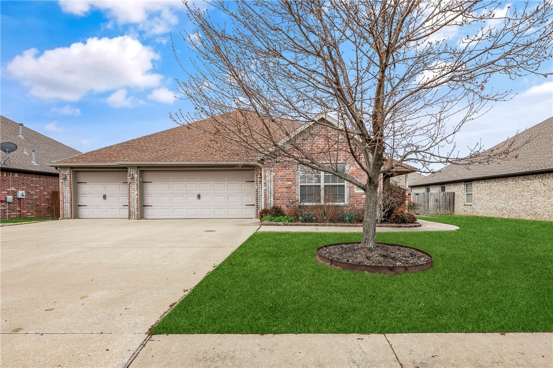 Dixieland Crossing Rogers - Residential