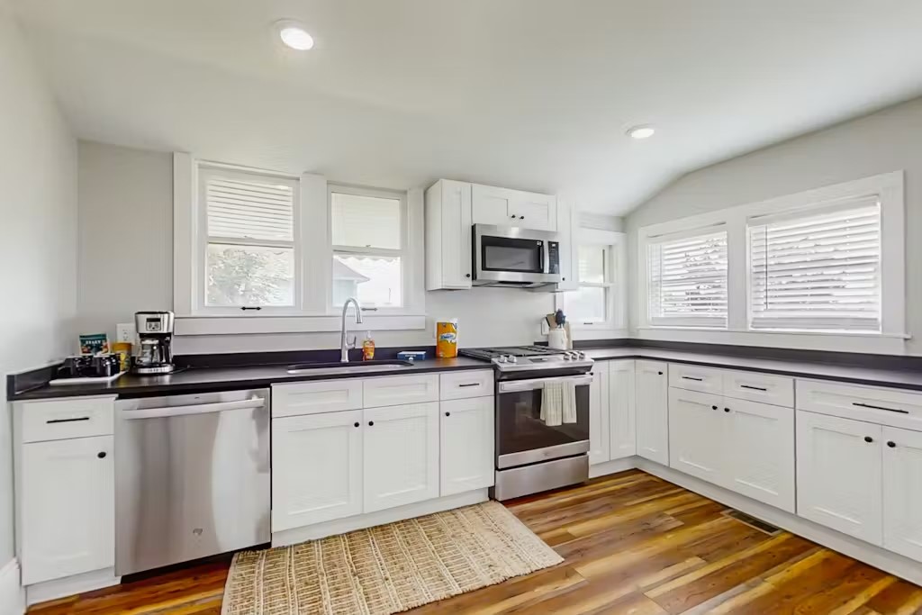 West End Add Rogers - Residential Lease