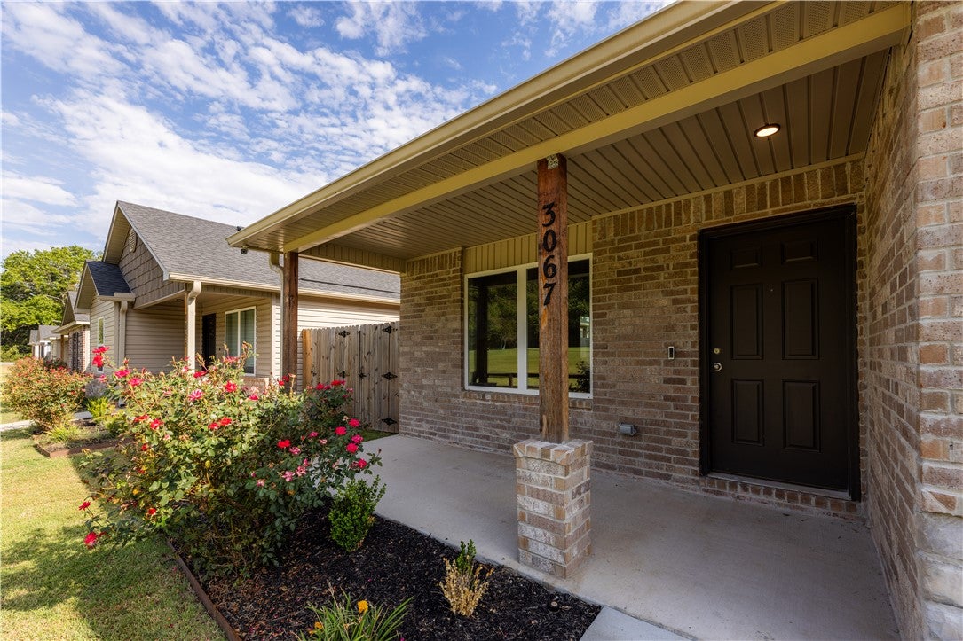 3067 S Saline Alley